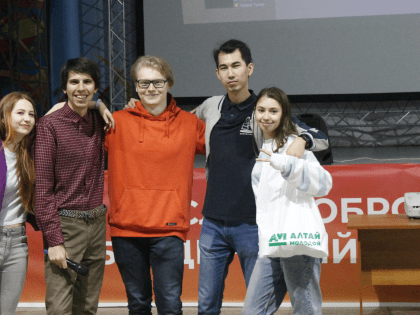 Для молодежи Алтайского края провели танцевальный конкурс «Мы – здоровое поколение»