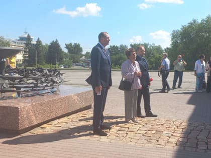 Торжественное мероприятие, посвящённое Дню ветерана боевых действий, состоялось у Дома Интернационального движения