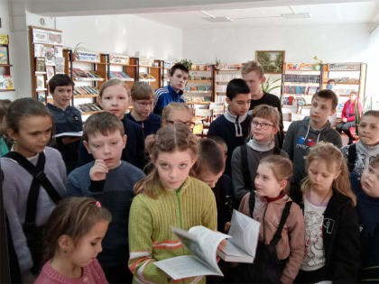 Урок мужества, посвящённый Сталинграду, прошёл в Хабарской модельной библиотеке