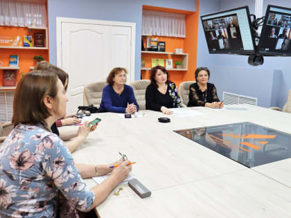 Ученые НОЦ «Большой Алтай» напишут монографию о созидательном эпосе тюркских народов