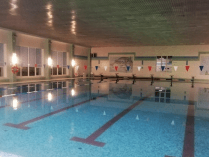 12-летний мальчик утонул в бассейне в Алтайском крае