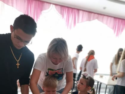 Волонтеры ТОС микрорайона «Авиатор» провели мастер-классы для детей, оставшихся без попечительства родителей