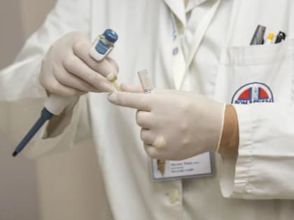 Попов объяснил, почему в Алтайском крае нет бесплатной вакцины от COVID