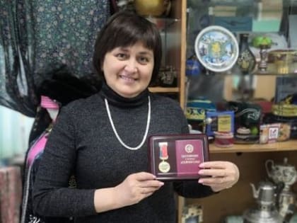 Награды за значительный вклад в развитие культуры, науки, образования и общественной жизни региона удостоена Флора Зинатуллина