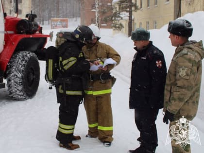 На объектах Росгвардии прошли пожарно-тактические учения