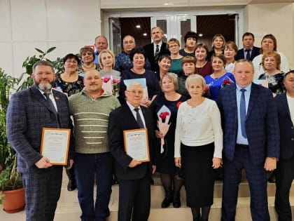 Торжественная сессия в Краснощеково: 85 лет представительной власти Алтайского края
