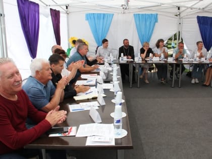 В Алтайском крае в детском лагере отдыха прошло заседание Общественного совета