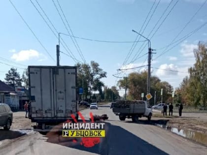 Мотоциклист столкнулся с «Газелью» в алтайском городе