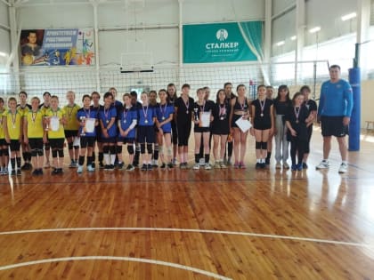 Соревнования по волейболу прошли в Белокурихе