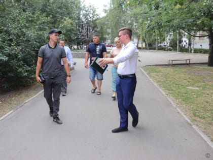 В Железнодорожном районе обсудили организацию торговли на районном празднике в честь Дня города