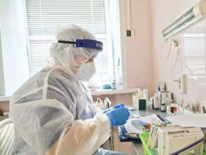 Ковидные госпитали в Алтайском крае загружены на 90 %