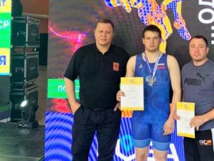 Борец-классик Роман Дёмин стал победителем первенства России среди юношей до 16 лет