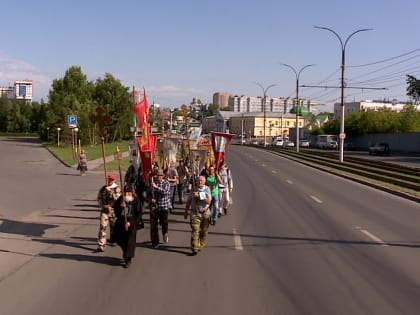 Всероссийский Коробейниковский крестный ход стартовал из Барнаула