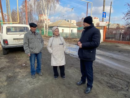 Депутат обсудил с барнаульцами перспективы прохождения второго этапа конкурса инициативных проектов