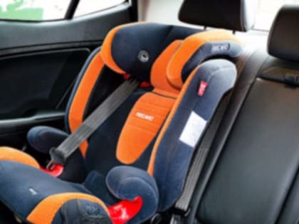 Семь правил, как приучить ребенка к автокреслу