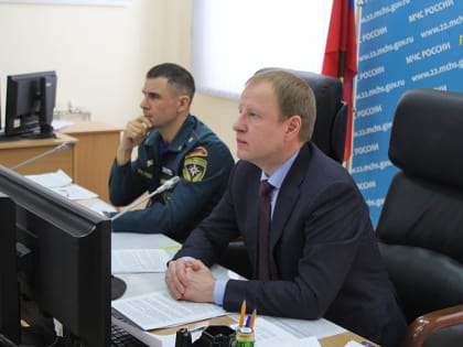Губернатор Алтайского края Виктор Томенко принял участие в совещании МЧС России по вопросам безаварийного пропуска весеннего половодья