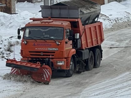 Зимнее содержание дорог города: работает  ООО «АвтоСпецТехника»
