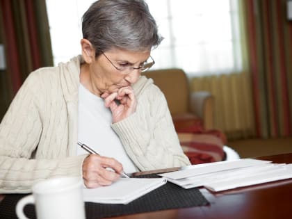 Самозанятые пенсионеры получат по 10 тысяч рублей