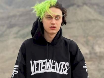 Суд выслал из России блогера Некоглая, который снял пародию на российского солдата