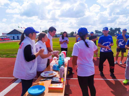 Молодогвардейцы Алтайского края приняли участие в организации мероприятия «Моя спортивная семья»