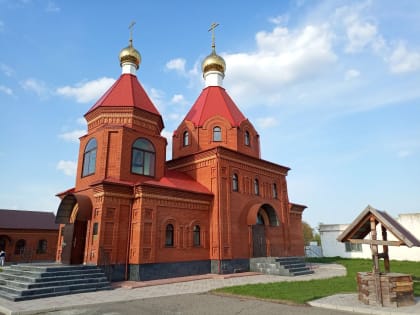 В канун Перенесения мощей святителя и чудотворца Николая митрополит Сергий совершил Всенощное бдение