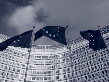Шесть стран ЕС призвали ЕК скорректировать антироссийские санкции