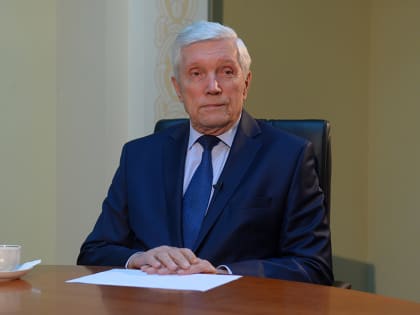 Мэтр политики Александр Суриков вновь призвал к активному решению социальных и экономических проблем в Алтайском крае