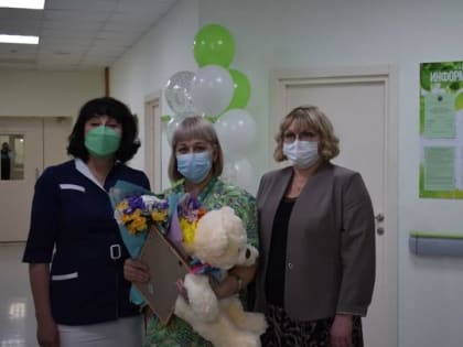 В барнаульском роддоме стали выдавать свидетельства о рождении