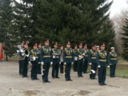 Годами сложившуюся традицию не нарушили