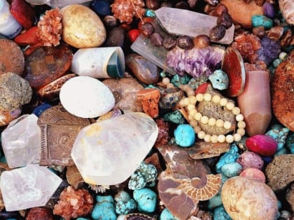 Астрологи назвали самые "сильные" камни для защиты мужчин