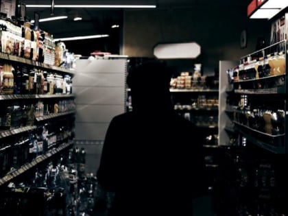 В Госдуме предложили запретить продажу алкоголя в выходные