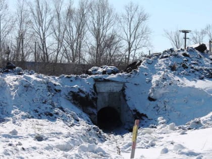 Более 20 километров водоотводных каналов очистили в Алтайском крае в рамках подготовки к паводку