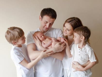 В России хотят выплачивать миллион за третьего ребёнка