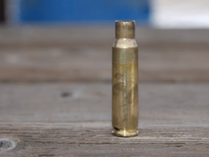 В Белгородской области солдат-контрактник с автоматами и патронами сбежал из части