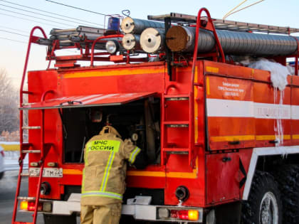 В центре Барнаула произошел пожар в гриль-баре "Шашлыкофф"