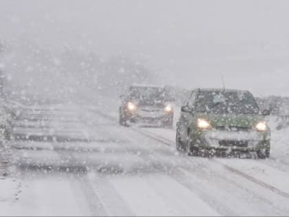 В Алтайском крае передали новый штормпрогноз из-за снежной бури