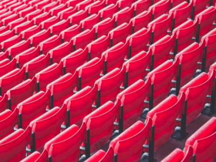 Правильный тренд. Японские болельщики убираются на трибунах на чемпионате мира в Катаре