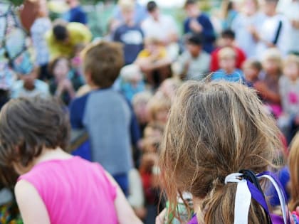 Алтайских школьников учат оказывать помощь во время чрезвычайных ситуаций