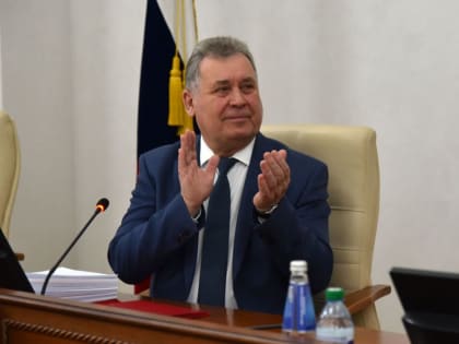 Молоды, но убедительны: Романенко оценил новый корпус глав городов и районов