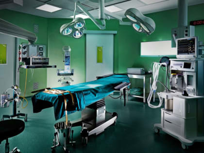 У 15-летней школьницы из живота удалили восьмикилограммовую опухоль