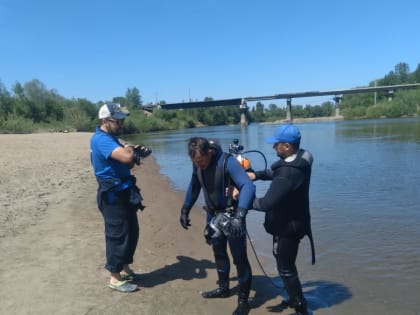 В Заринске обследовали дно реки Чумыш