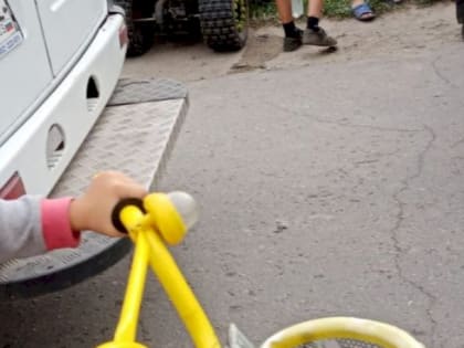 Мотоцикл столкнулся с квадроциклом: несовершеннолетние «водители» устроили ДТП в Барнауле