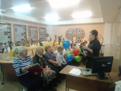 Люди «серебряного» возраста принимают поздравления и участвуют в соревнованиях, организованных в рамках месячника пожилого человека