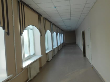 При содействии депутата Госдумы Ивана Лоора завершен капремонт школы в Крутихинском районе