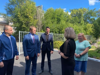 В детских садах Центрального района продолжают благоустройство территорий
