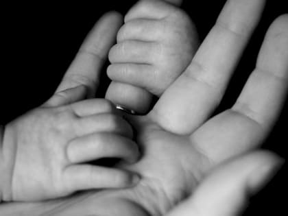 В Новосибирской области скончалась трёхмесячная девочка, которую забыли вовремя поставить в очередь на операцию