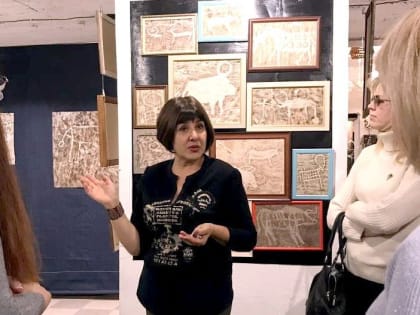 Собирательница наскальных рисунков приглашает волонтеров в экспедицию «Ожившие петроглифы». Итогом проекта станут выставки
