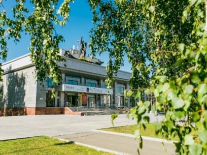 Алтайский театр драмы впервые за многие годы может получить нового главного режиссёра