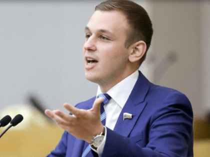 Василий Власов: большая часть зарплат депутатов ЛДПР идет на поддержку россиян и жителей Донбасса