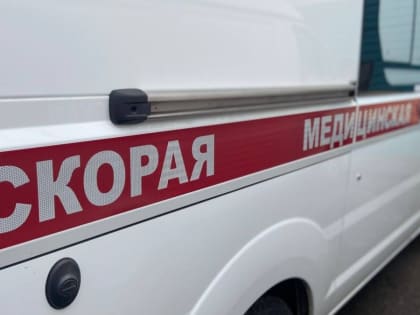 В Барнауле ссора незнакомцев у подъезда закончилась химическим ожогом глаз